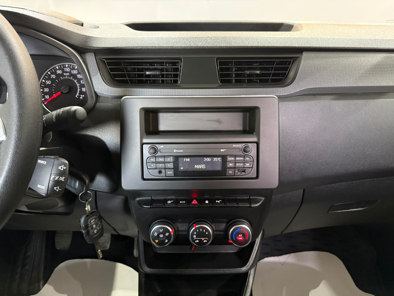 2023 Dizel Manuel Renault Express Combi Gri Gürel Tasarım Aksesuar Otomotiv San. Tic. Ltd. Şti.