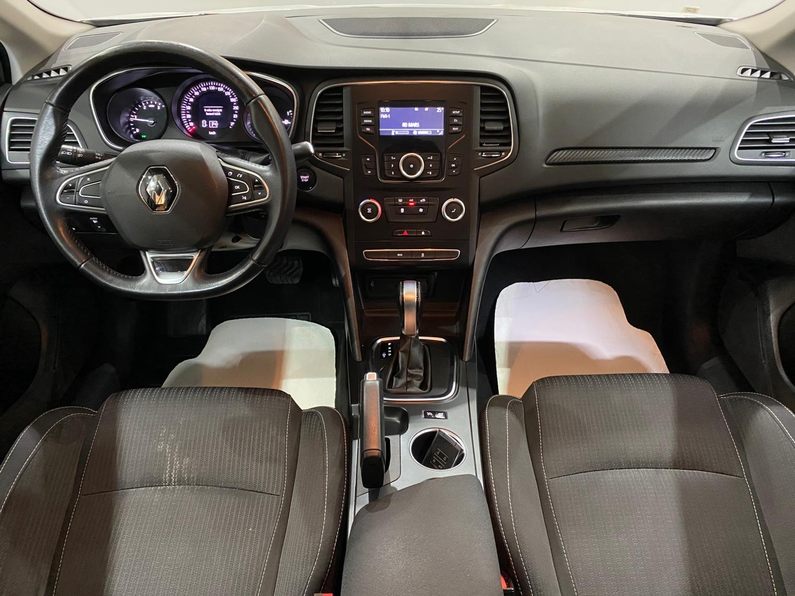 2020 Dizel Otomatik Renault Megane Gümüş Gri Gürel Tasarım Aksesuar Otomotiv San. Tic. Ltd. Şti.
