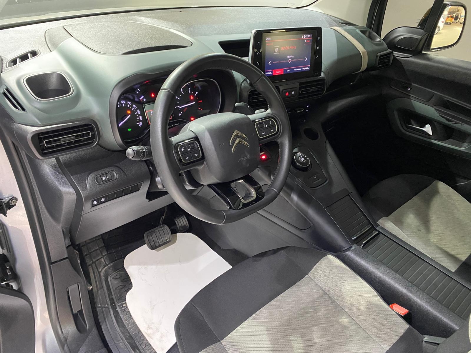 2023 Dizel Otomatik Citroen Berlingo Gri Gürel Tasarım Aksesuar Otomotiv San. Tic. Ltd. Şti.