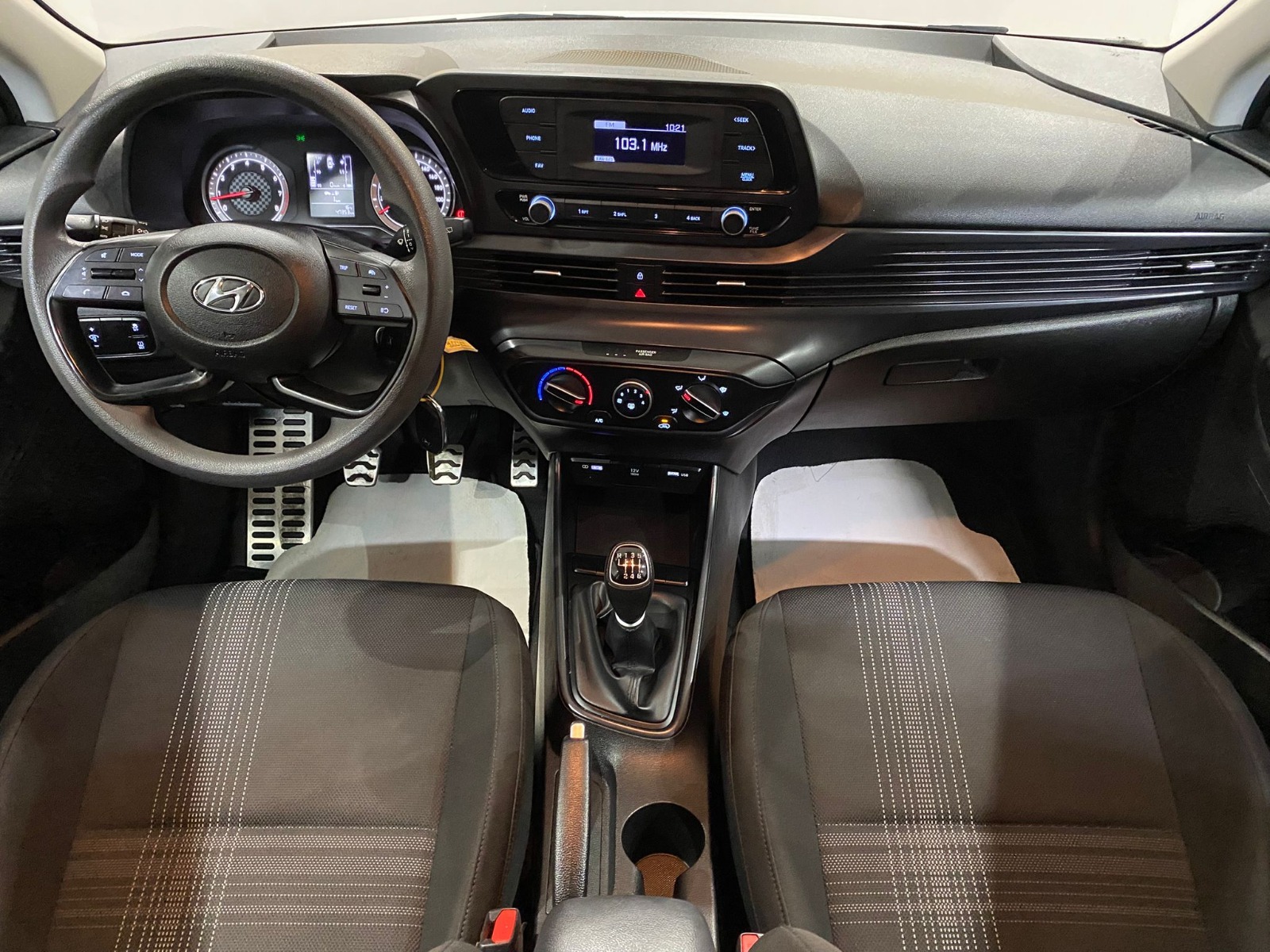 2022 Benzin Manuel Hyundai Bayon Beyaz Gürel Tasarım Aksesuar Otomotiv San. Tic. Ltd. Şti.