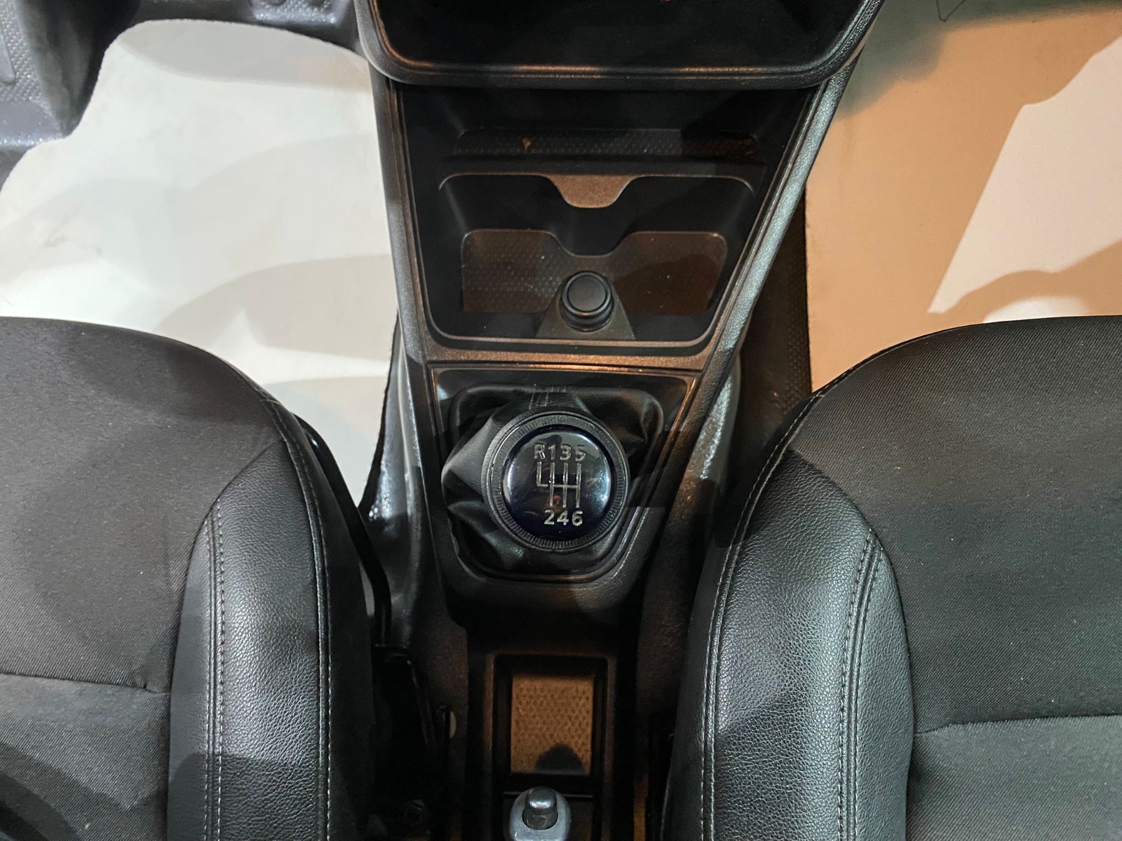 2023 Dizel Manuel Renault Express Van Beyaz Gürel Tasarım Aksesuar Otomotiv San. Tic. Ltd. Şti.