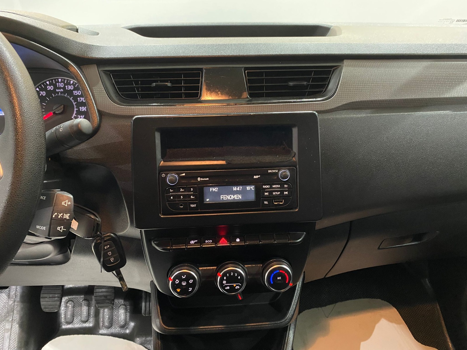 2023 Dizel Manuel Renault Express Van Beyaz Gürel Tasarım Aksesuar Otomotiv San. Tic. Ltd. Şti.