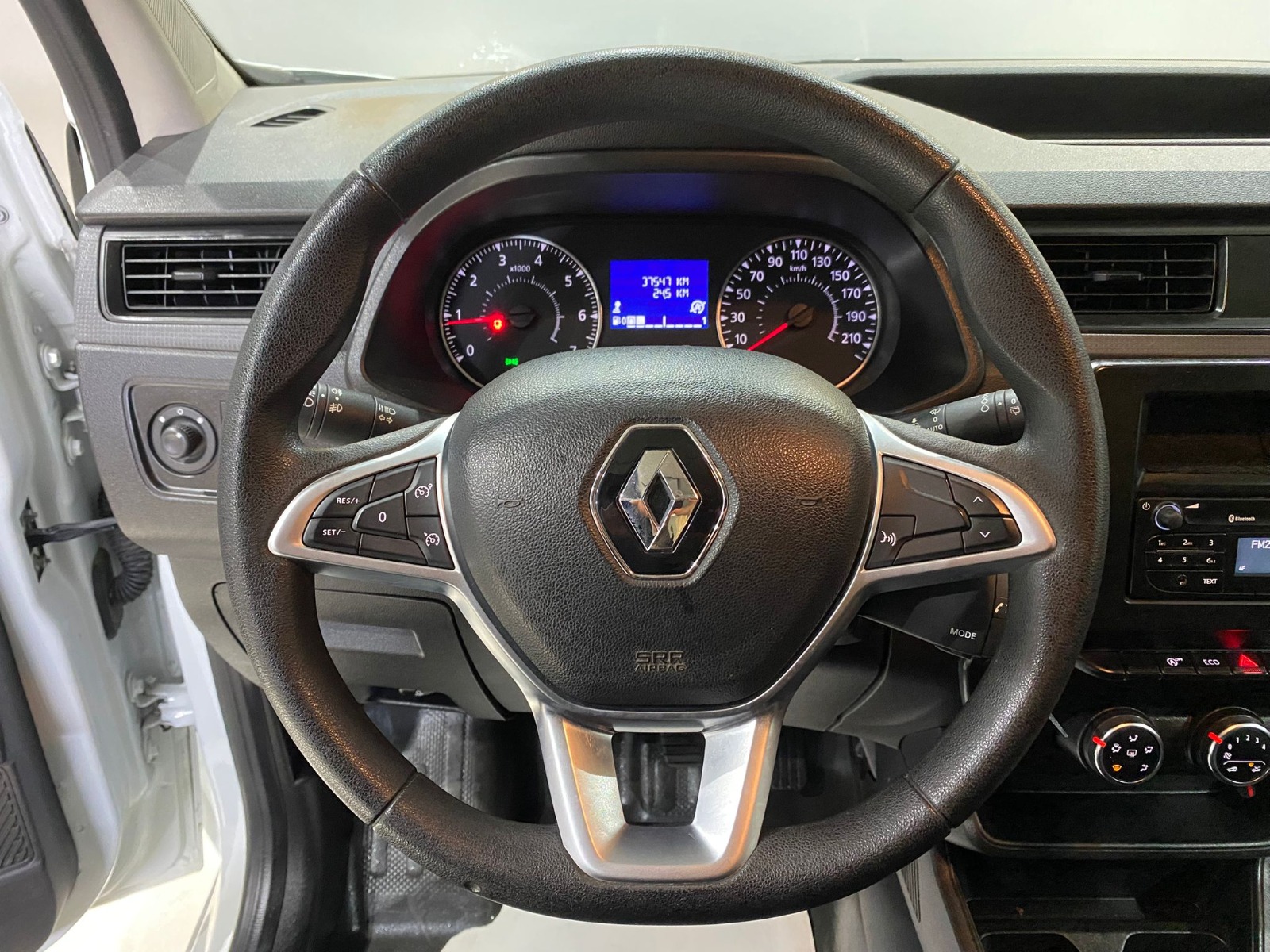 2023 Dizel Manuel Renault Express Van Beyaz Gürel Tasarım Aksesuar Otomotiv San. Tic. Ltd. Şti.