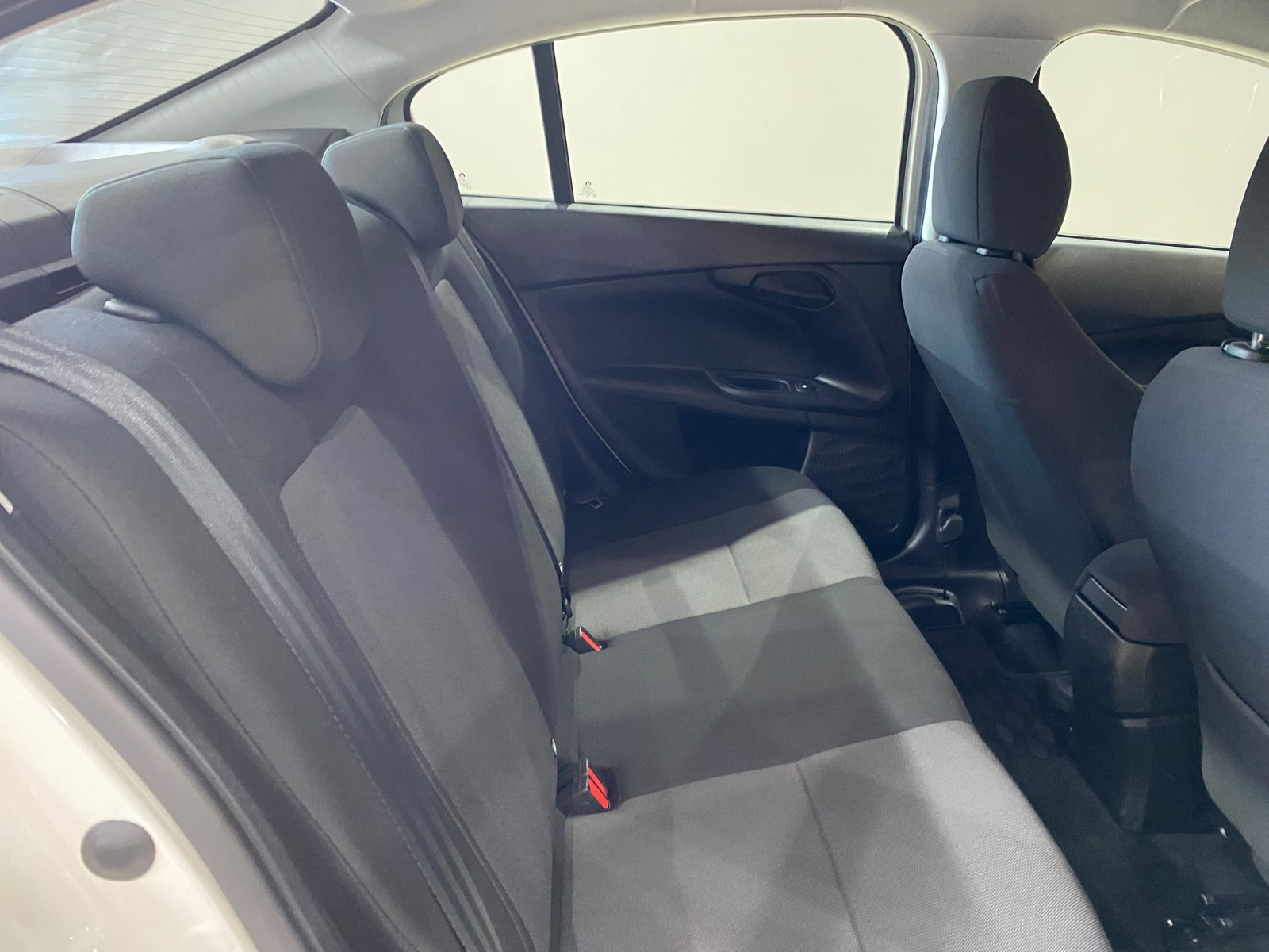 2025 Dizel Otomatik Fiat Egea Beyaz Gürel Tasarım Aksesuar Otomotiv San. Tic. Ltd. Şti.