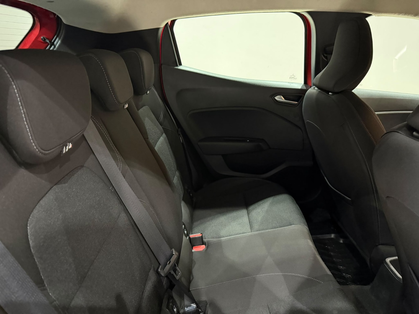 2023 Benzin Manuel Renault Clio Kırmızı Gürel Tasarım Aksesuar Otomotiv San. Tic. Ltd. Şti.