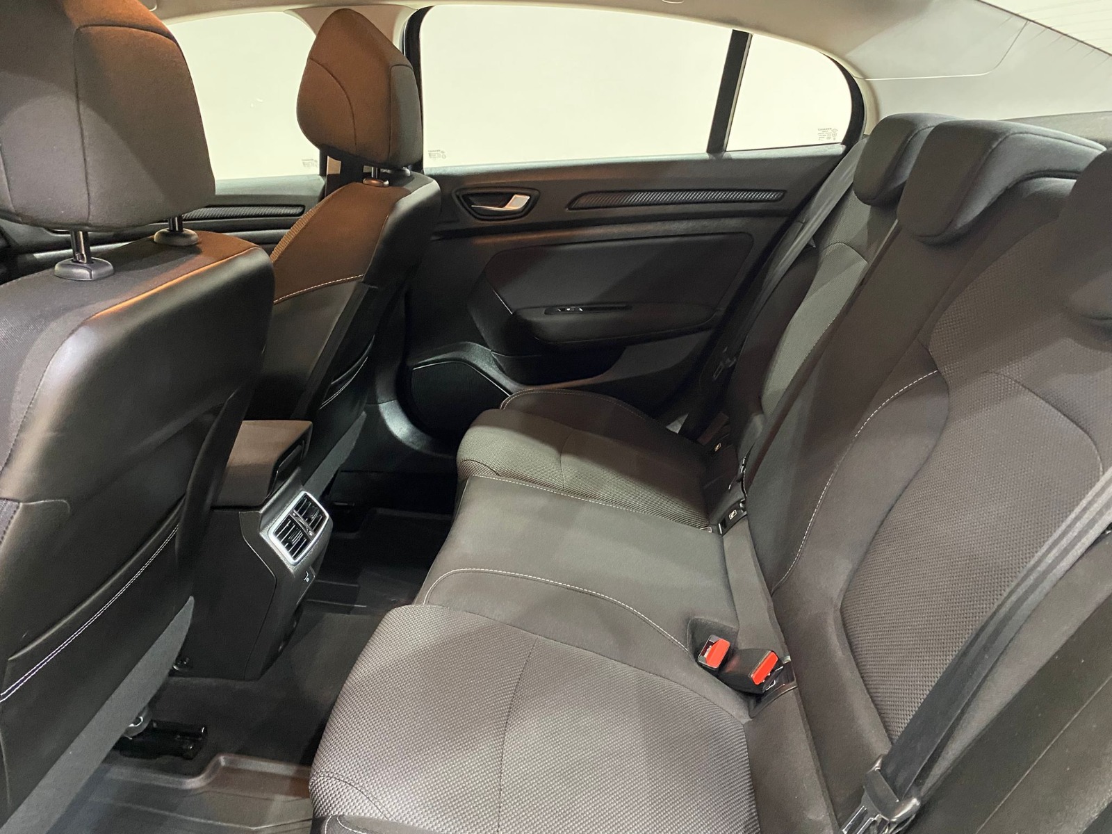 2022 Dizel Otomatik Renault Megane Gri Gürel Tasarım Aksesuar Otomotiv San. Tic. Ltd. Şti.