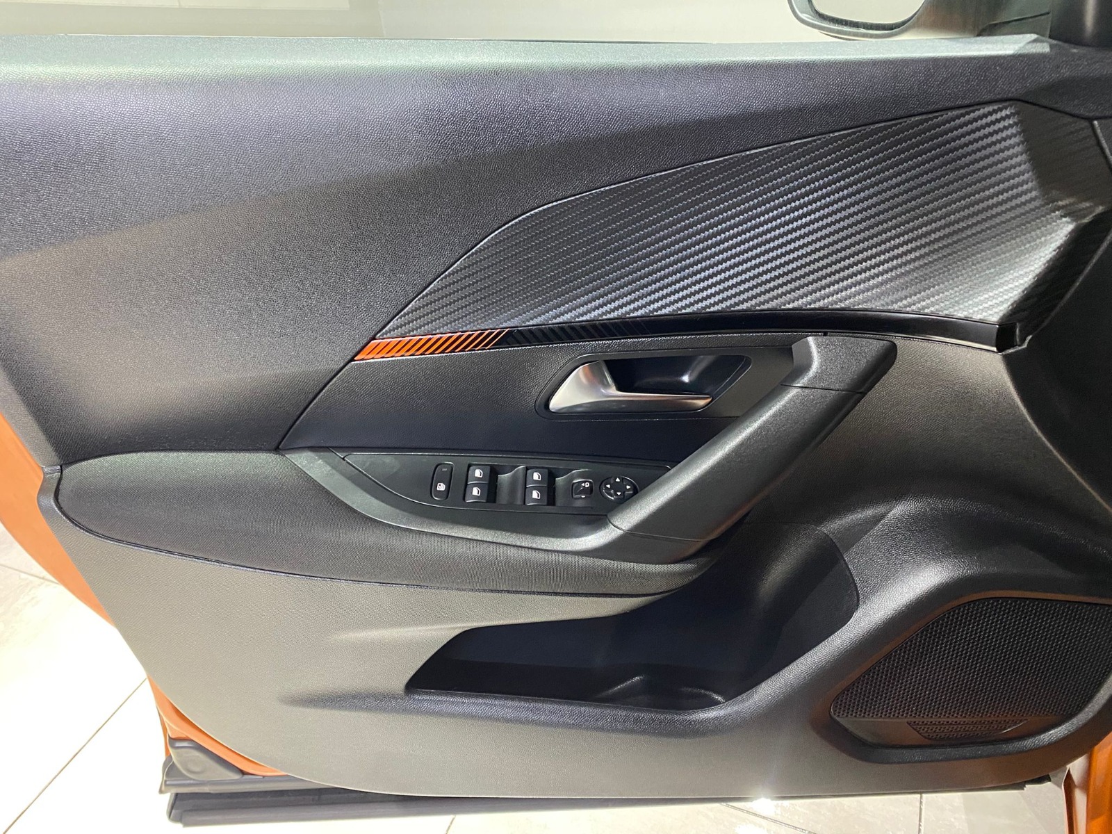 2022 Dizel Otomatik Peugeot 2008 Turuncu Gürel Tasarım Aksesuar Otomotiv San. Tic. Ltd. Şti.