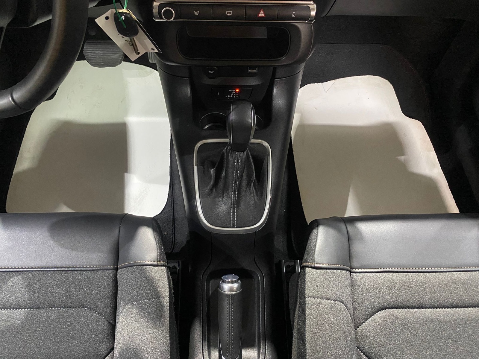 2022 Benzin Otomatik Citroen C3 Gri Gürel Tasarım Aksesuar Otomotiv San. Tic. Ltd. Şti.