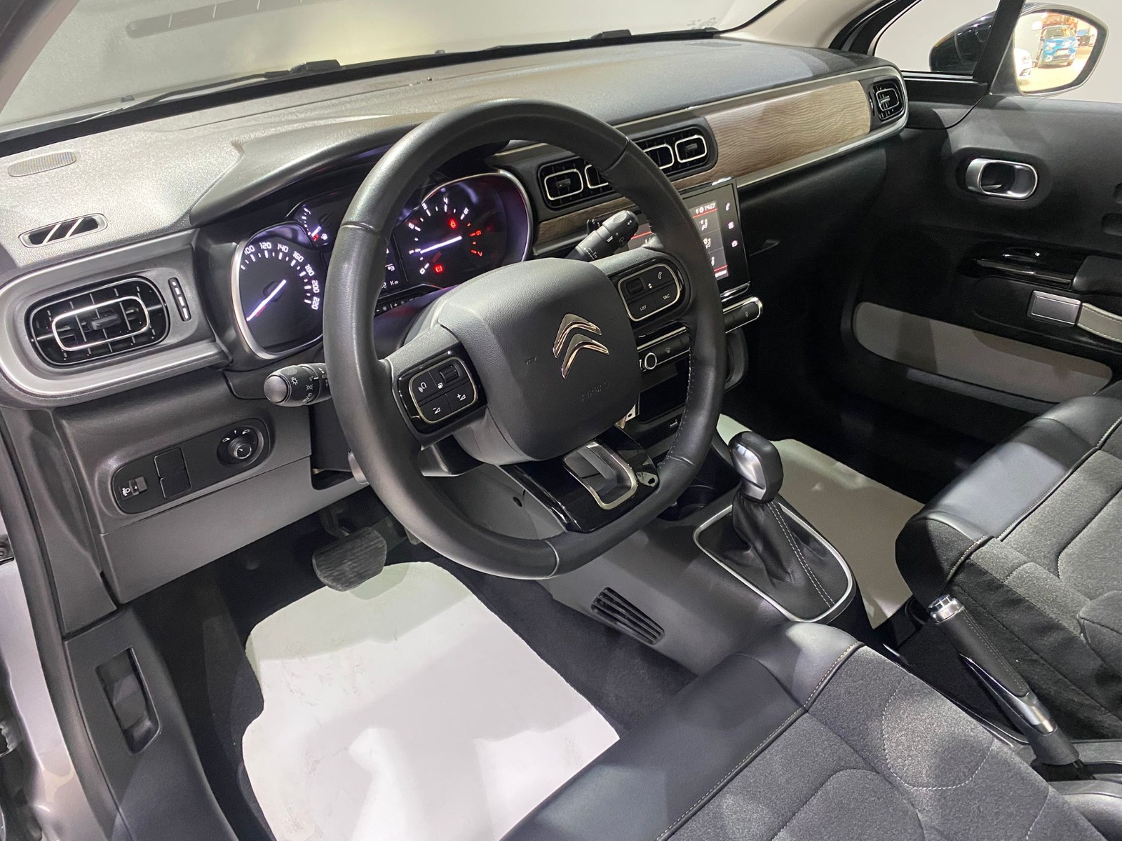 2022 Benzin Otomatik Citroen C3 Gri Gürel Tasarım Aksesuar Otomotiv San. Tic. Ltd. Şti.