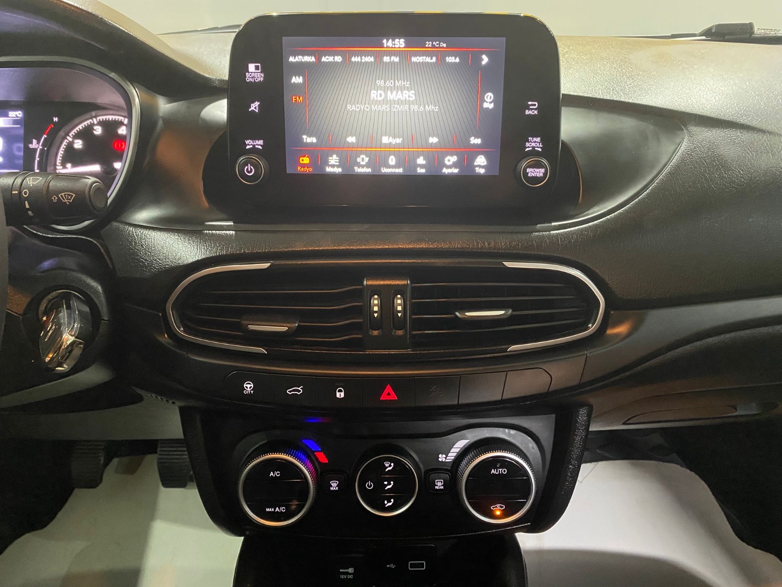 2021 Benzin Manuel Fiat Egea Siyah Gürel Tasarım Aksesuar Otomotiv San. Tic. Ltd. Şti.