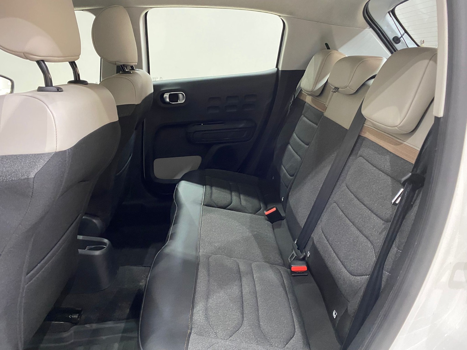 TaksitliOto.Net | 2.El Citroen C3 Hatchback 1.2 PureTech Feel Bold | Manuel & Benzin | Beyaz | İzmir.2el 2023 Benzin Manuel Citroen C3 Beyaz Gürel Tasarım Aksesuar Otomotiv San. Tic. Ltd. Şti.