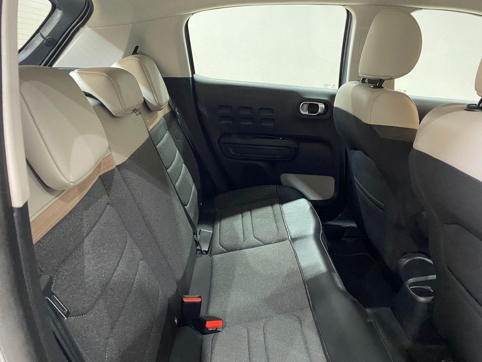 2023 Benzin Otomatik Citroen C3 Gri Gürel Tasarım Aksesuar Otomotiv San. Tic. Ltd. Şti.