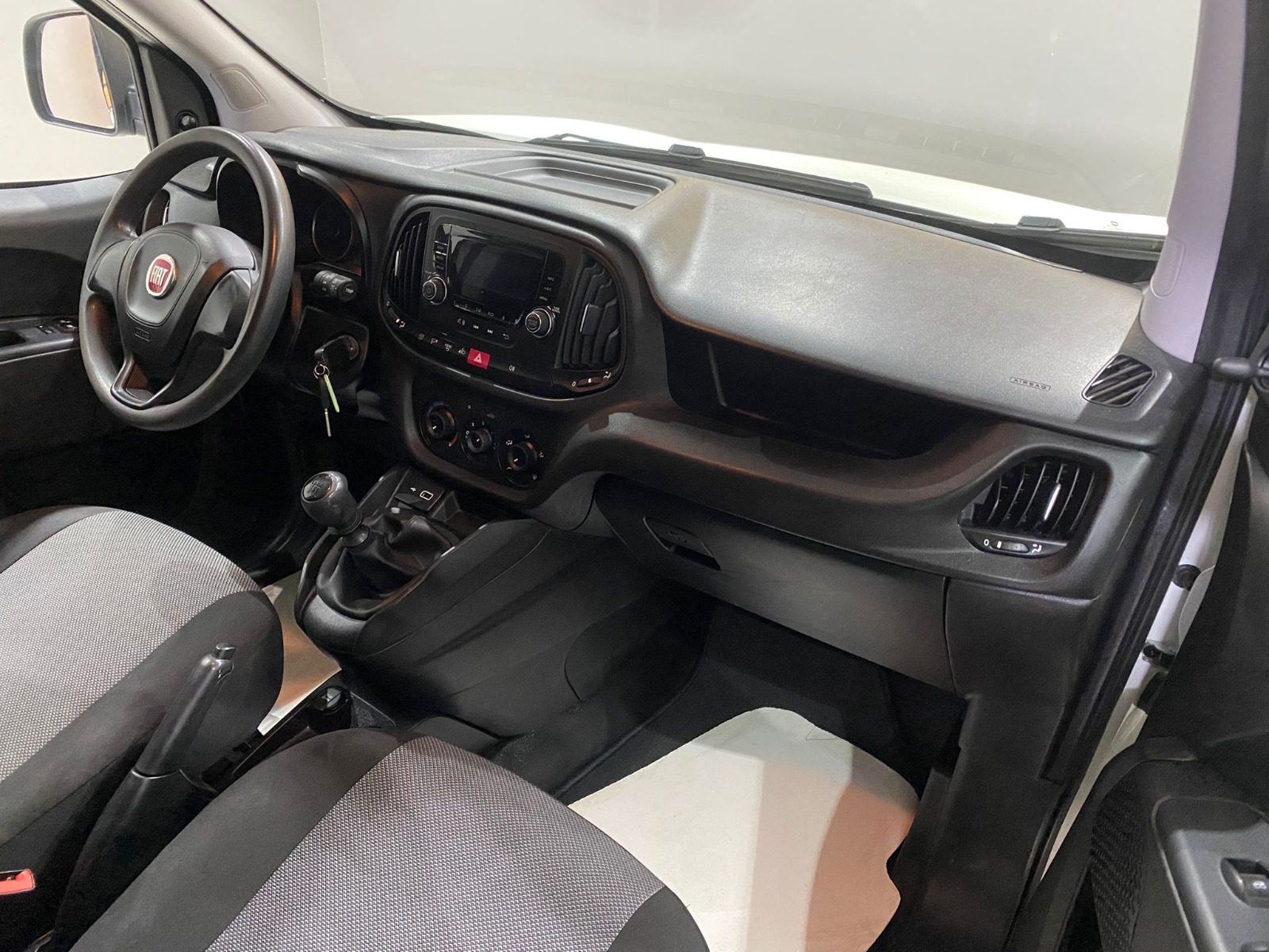 2023 Dizel Manuel Fiat Doblo Beyaz Gürel Tasarım Aksesuar Otomotiv San. Tic. Ltd. Şti.