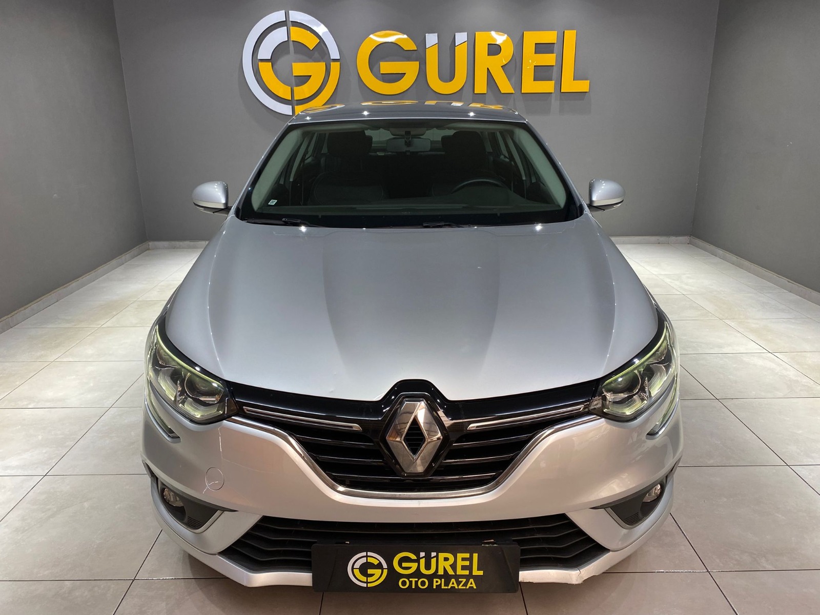 2020 Dizel Otomatik Renault Megane Gümüş Gri Gürel Tasarım Aksesuar Otomotiv San. Tic. Ltd. Şti.