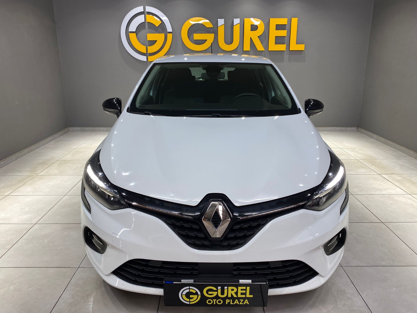 2023 Benzin Otomatik Renault Clio Beyaz Gürel Tasarım Aksesuar Otomotiv San. Tic. Ltd. Şti.