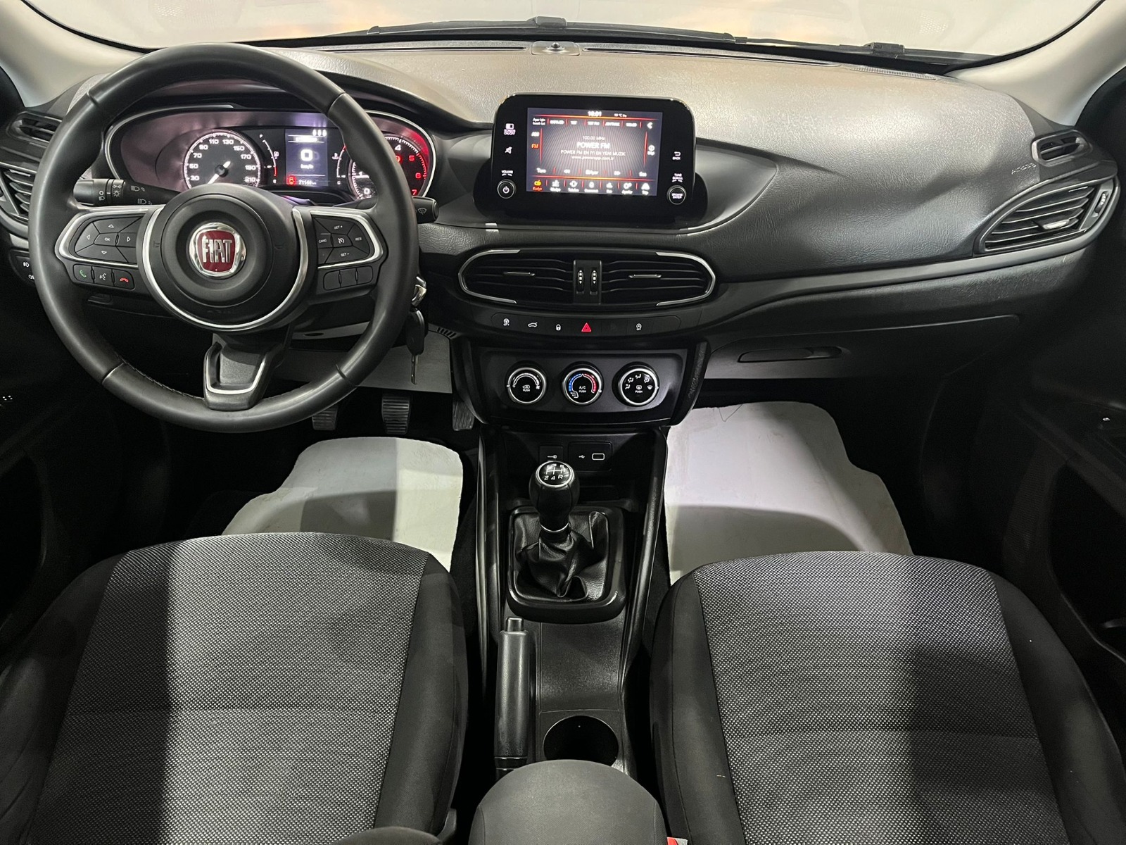 2022 Dizel Manuel Fiat Egea Beyaz Gürel Tasarım Aksesuar Otomotiv San. Tic. Ltd. Şti.