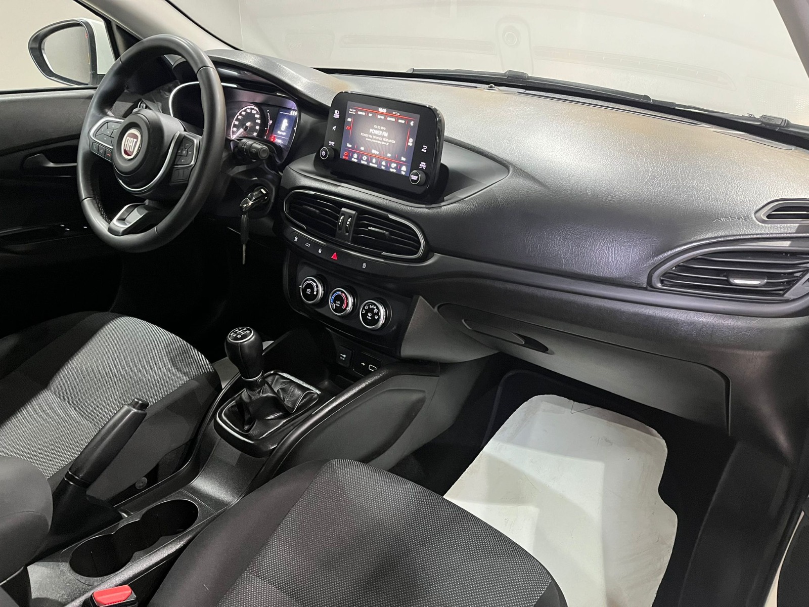 2022 Dizel Manuel Fiat Egea Beyaz Gürel Tasarım Aksesuar Otomotiv San. Tic. Ltd. Şti.