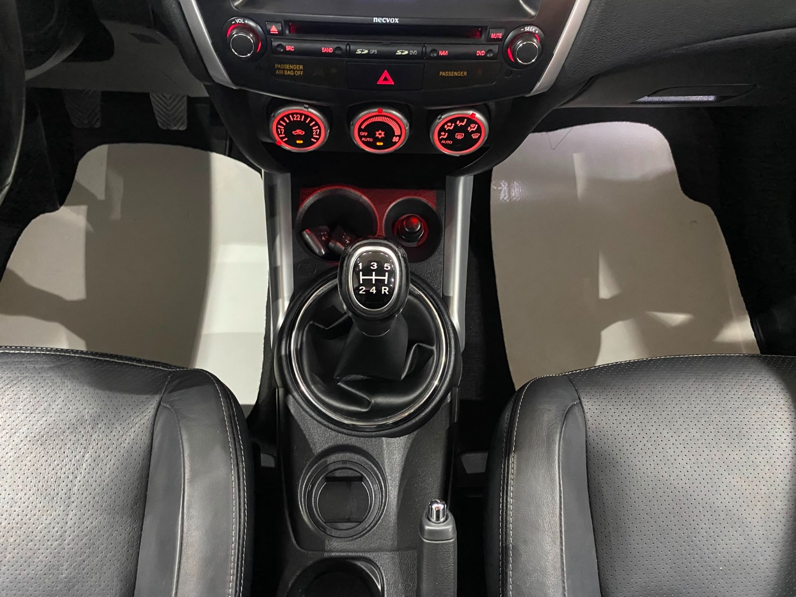 2011 Benzin Manuel Mitsubishi ASX Kırmızı Gürel Tasarım Aksesuar Otomotiv San. Tic. Ltd. Şti.