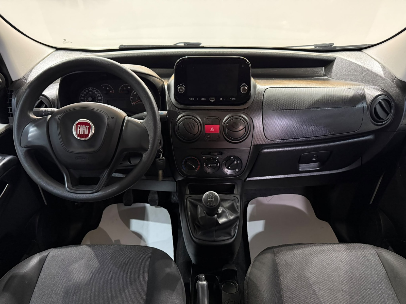 2024 Dizel Manuel Fiat Fiorino Combi Beyaz Gürel Tasarım Aksesuar Otomotiv San. Tic. Ltd. Şti.