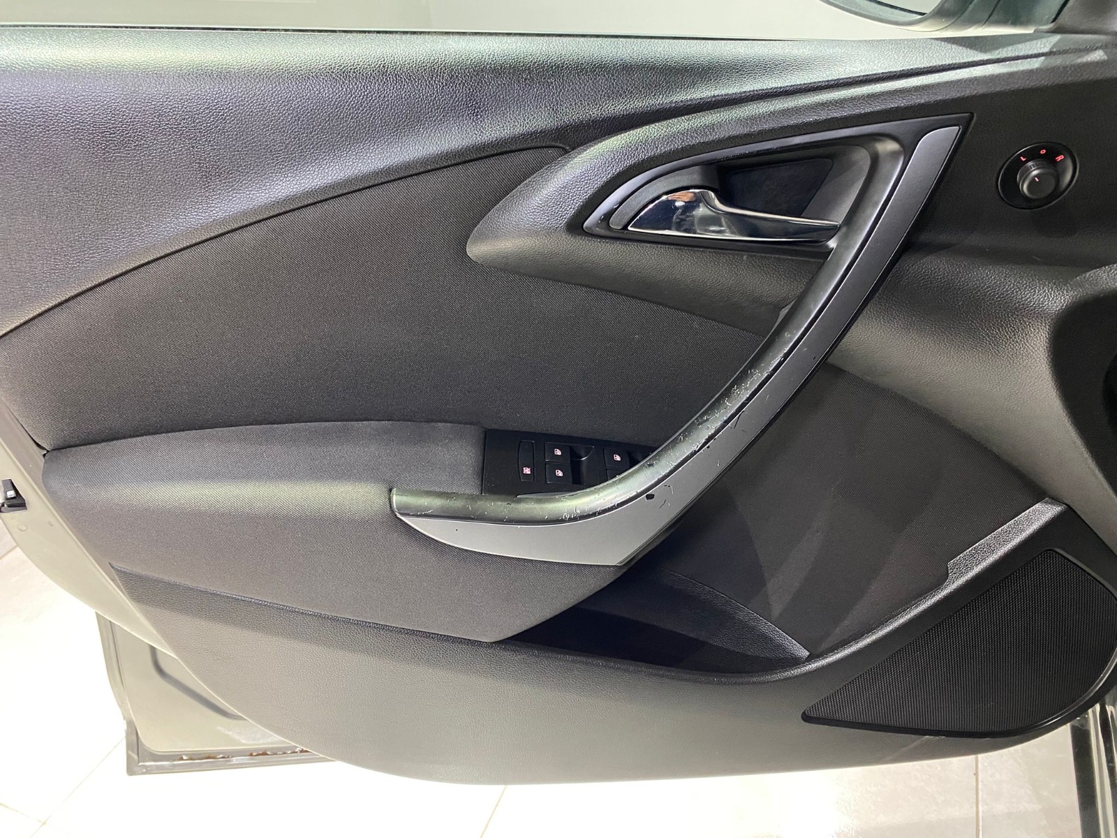 2017 Benzin Manuel Opel Astra Gri Gürel Tasarım Aksesuar Otomotiv San. Tic. Ltd. Şti.