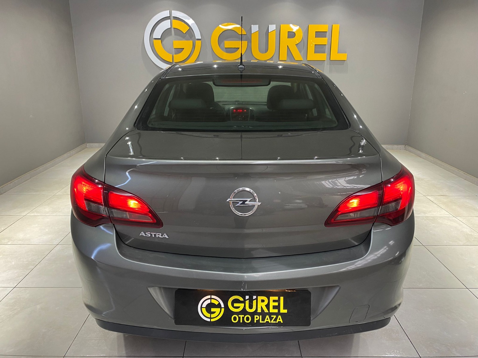 2017 Benzin Manuel Opel Astra Gri Gürel Tasarım Aksesuar Otomotiv San. Tic. Ltd. Şti.