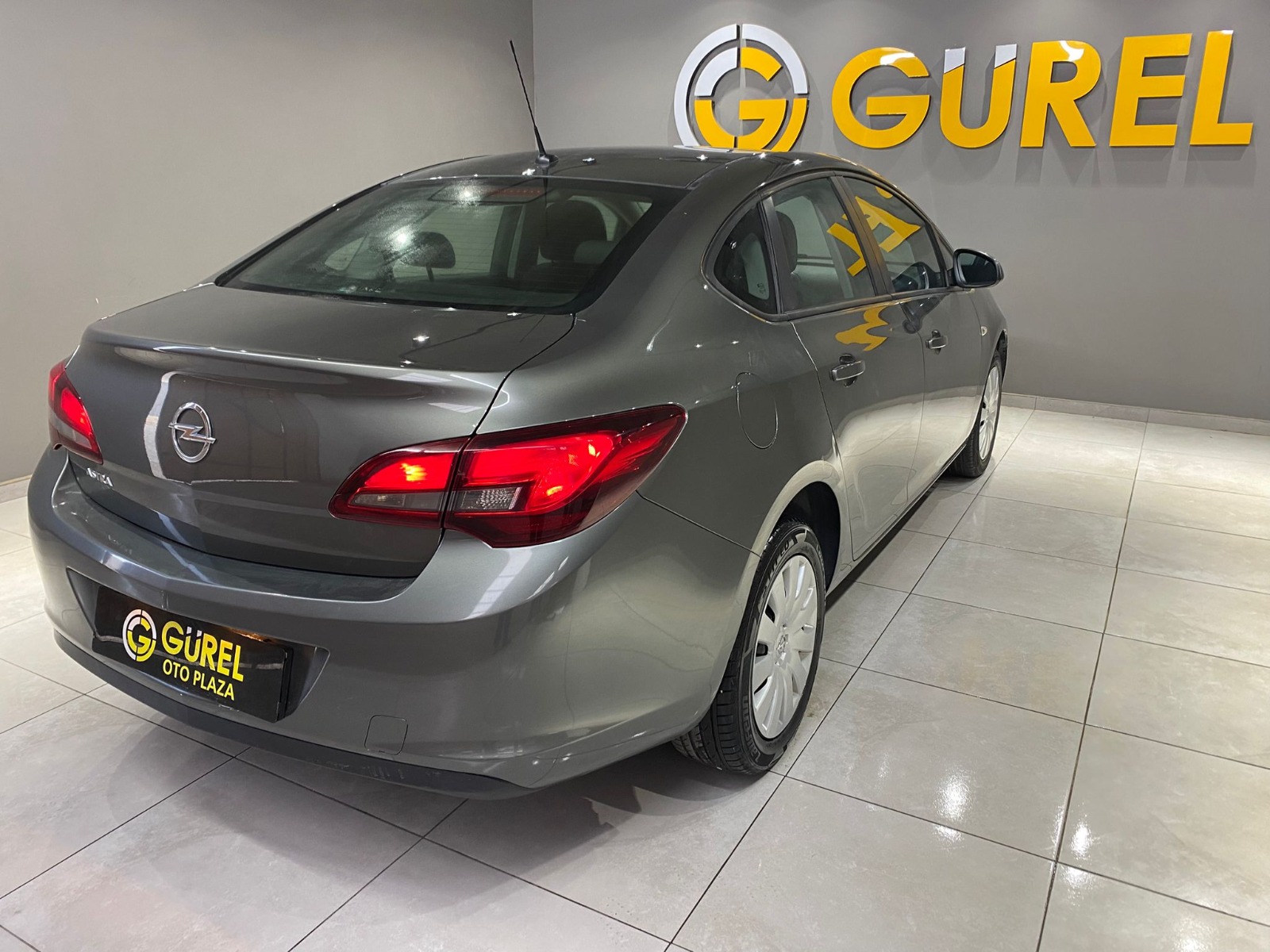 2017 Benzin Manuel Opel Astra Gri Gürel Tasarım Aksesuar Otomotiv San. Tic. Ltd. Şti.
