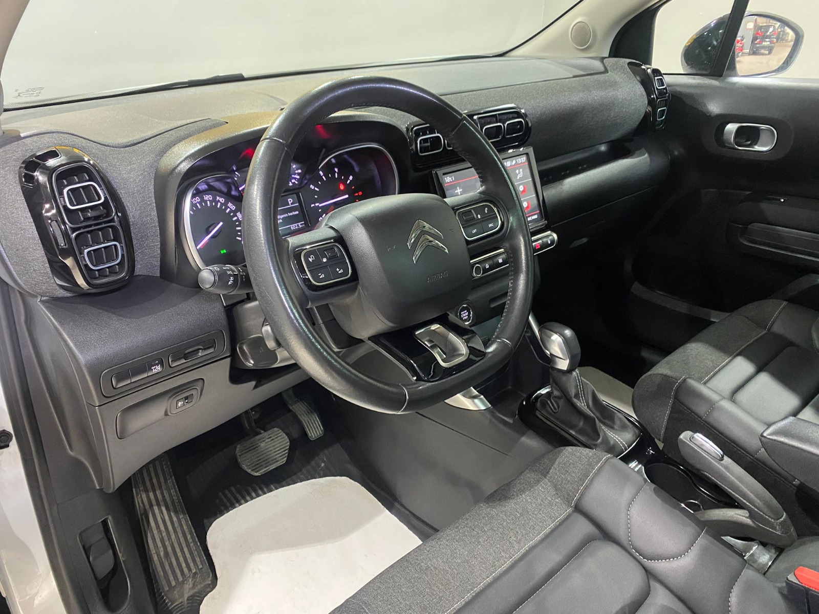 2022 Benzin Otomatik Citroen C3 AirCross Beyaz Gürel Tasarım Aksesuar Otomotiv San. Tic. Ltd. Şti.