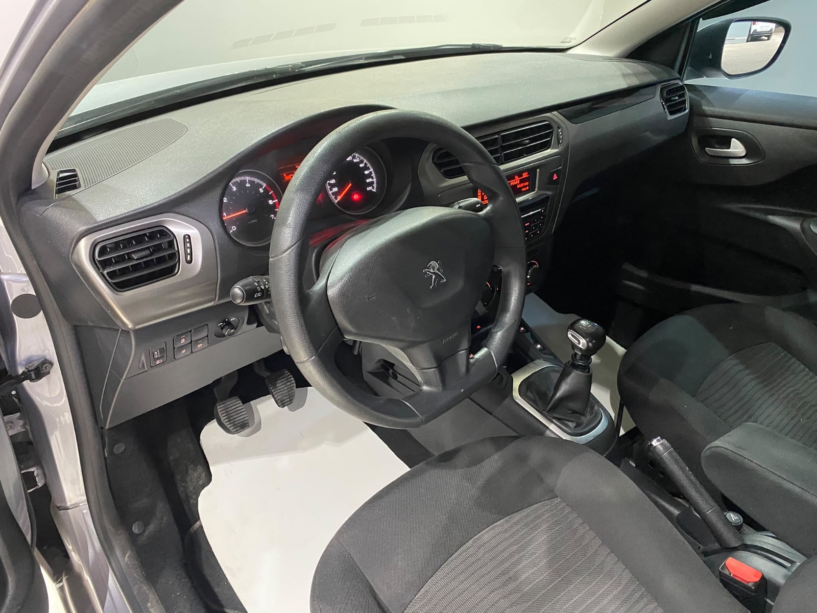2020 Dizel Manuel Peugeot 301 Gri Gürel Tasarım Aksesuar Otomotiv San. Tic. Ltd. Şti.