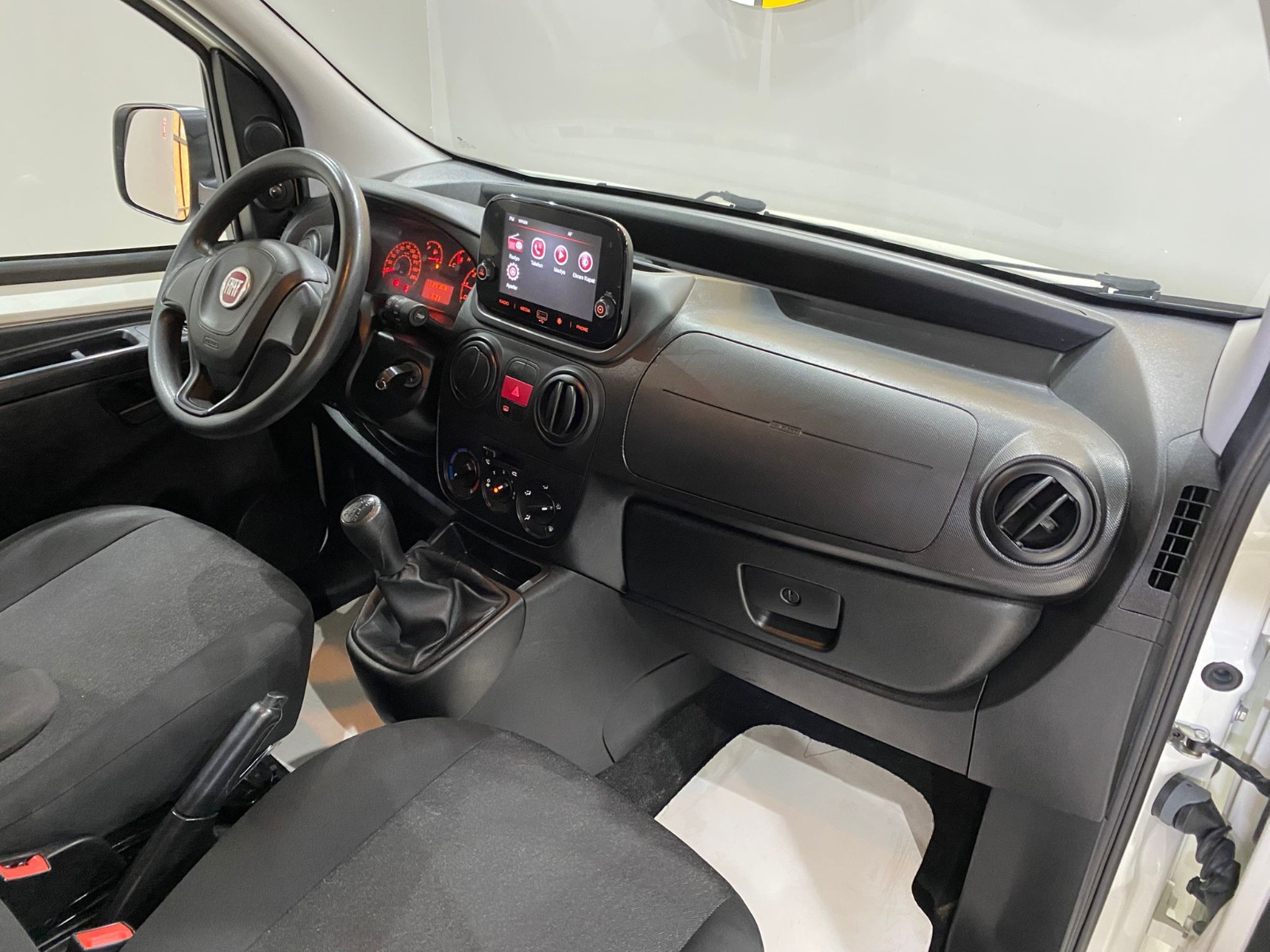 2022 Dizel Manuel Fiat Fiorino Combi Beyaz Gürel Tasarım Aksesuar Otomotiv San. Tic. Ltd. Şti.