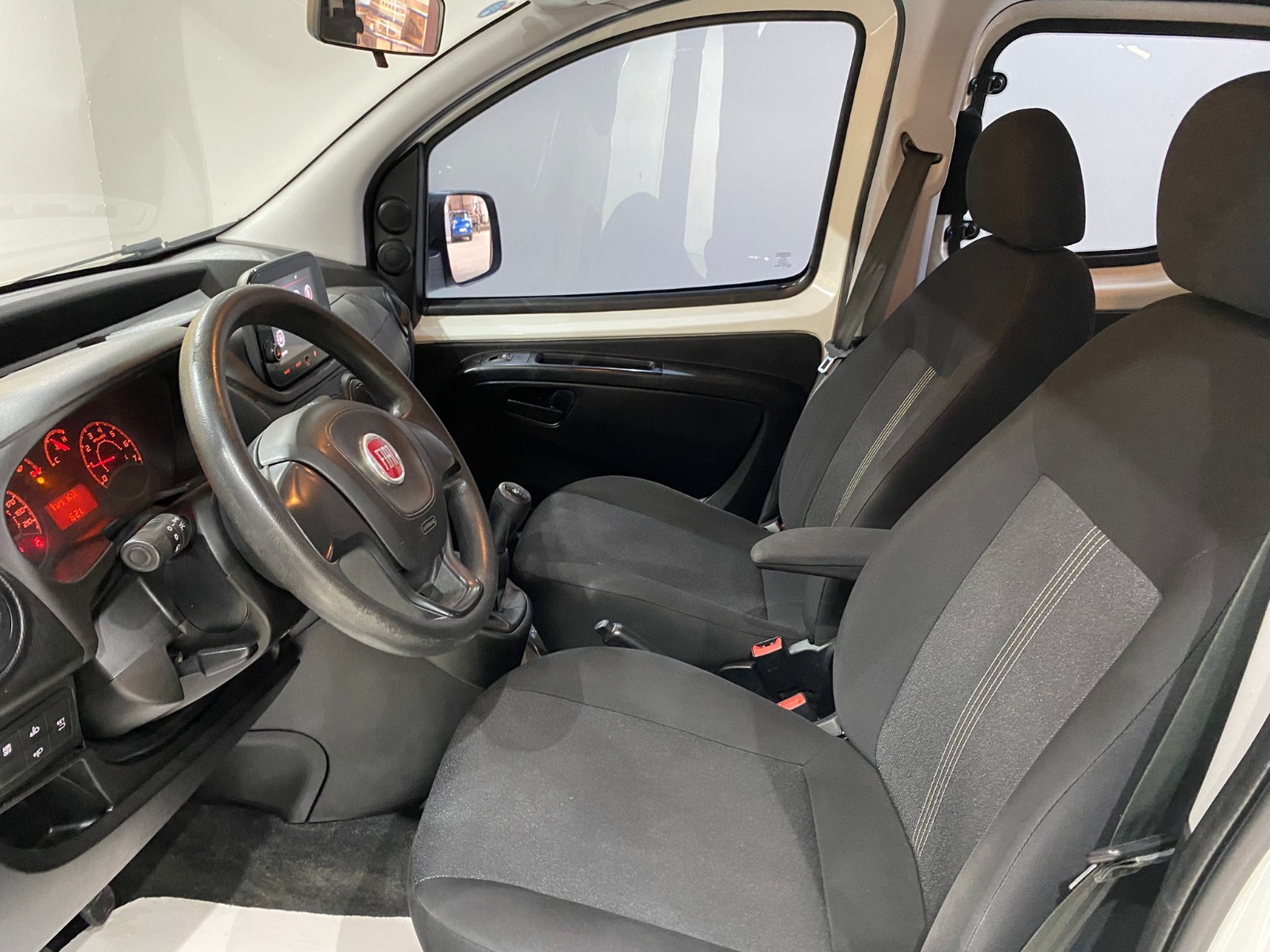 2022 Dizel Manuel Fiat Fiorino Combi Beyaz Gürel Tasarım Aksesuar Otomotiv San. Tic. Ltd. Şti.