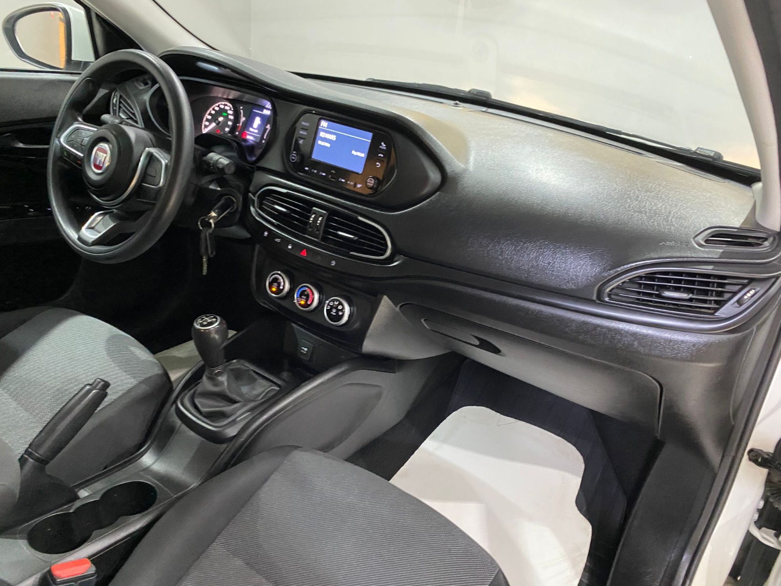 2023 Dizel Manuel Fiat Egea Beyaz Gürel Tasarım Aksesuar Otomotiv San. Tic. Ltd. Şti.