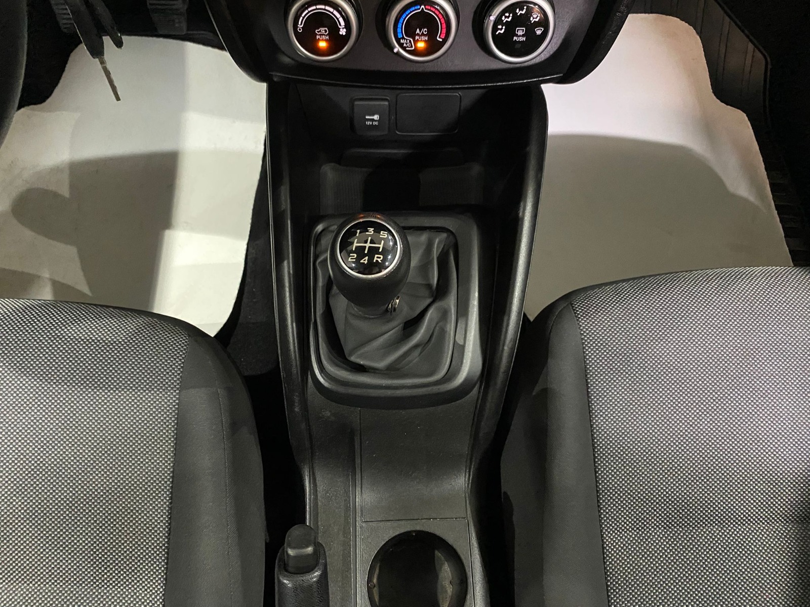 2023 Dizel Manuel Fiat Egea Beyaz Gürel Tasarım Aksesuar Otomotiv San. Tic. Ltd. Şti.