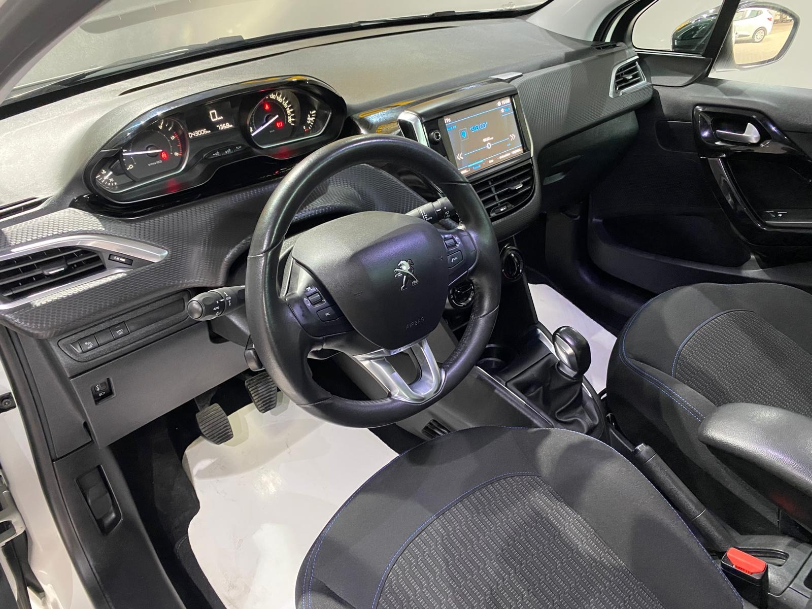 2020 Dizel Manuel Peugeot 208 Beyaz Gürel Tasarım Aksesuar Otomotiv San. Tic. Ltd. Şti.