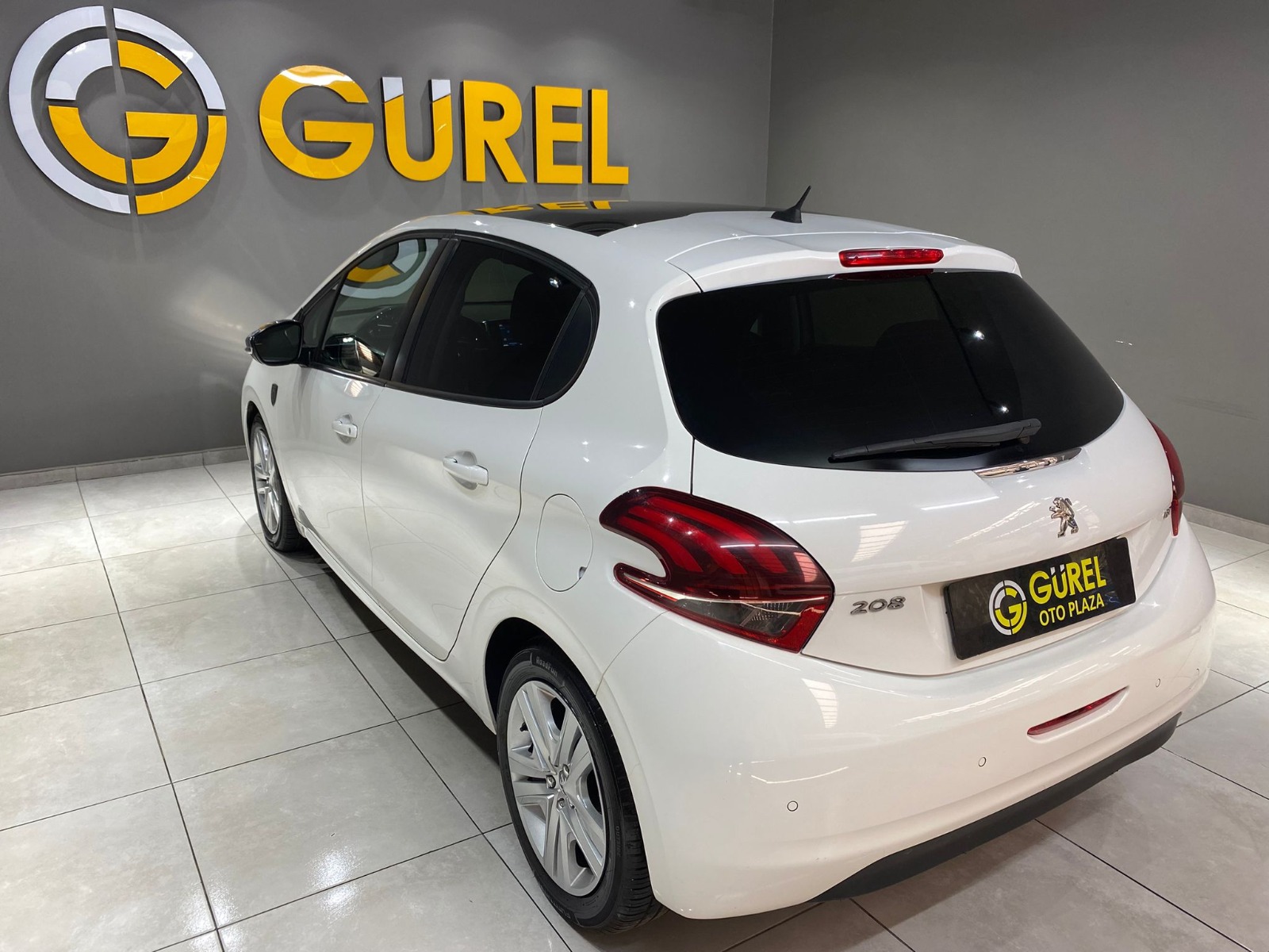 2020 Dizel Manuel Peugeot 208 Beyaz Gürel Tasarım Aksesuar Otomotiv San. Tic. Ltd. Şti.