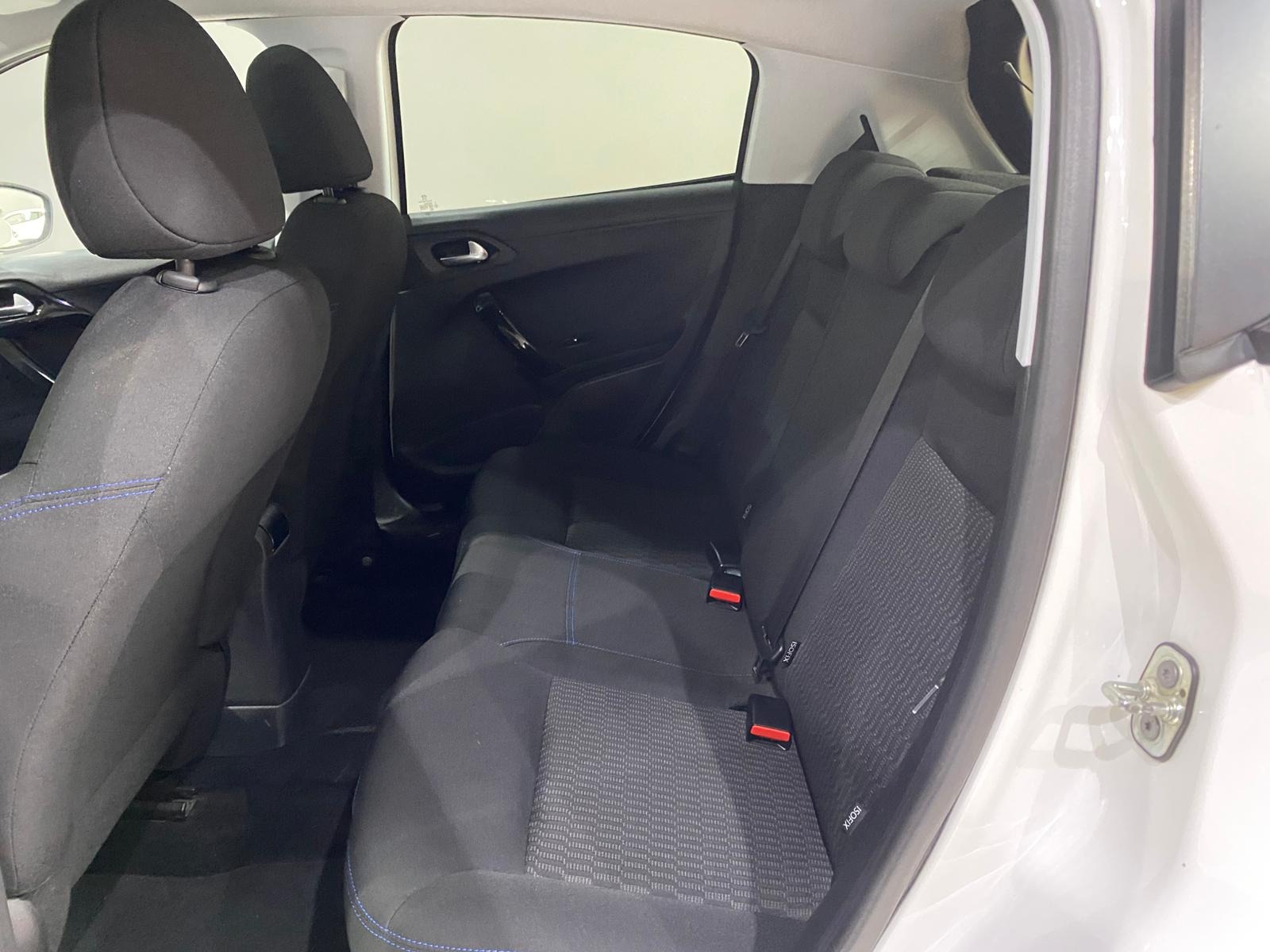 2020 Dizel Manuel Peugeot 208 Beyaz Gürel Tasarım Aksesuar Otomotiv San. Tic. Ltd. Şti.