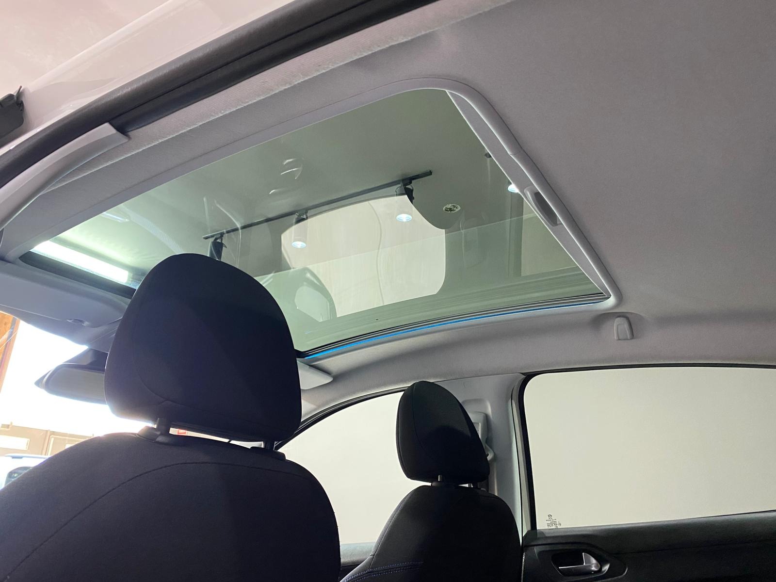 2020 Dizel Manuel Peugeot 208 Beyaz Gürel Tasarım Aksesuar Otomotiv San. Tic. Ltd. Şti.
