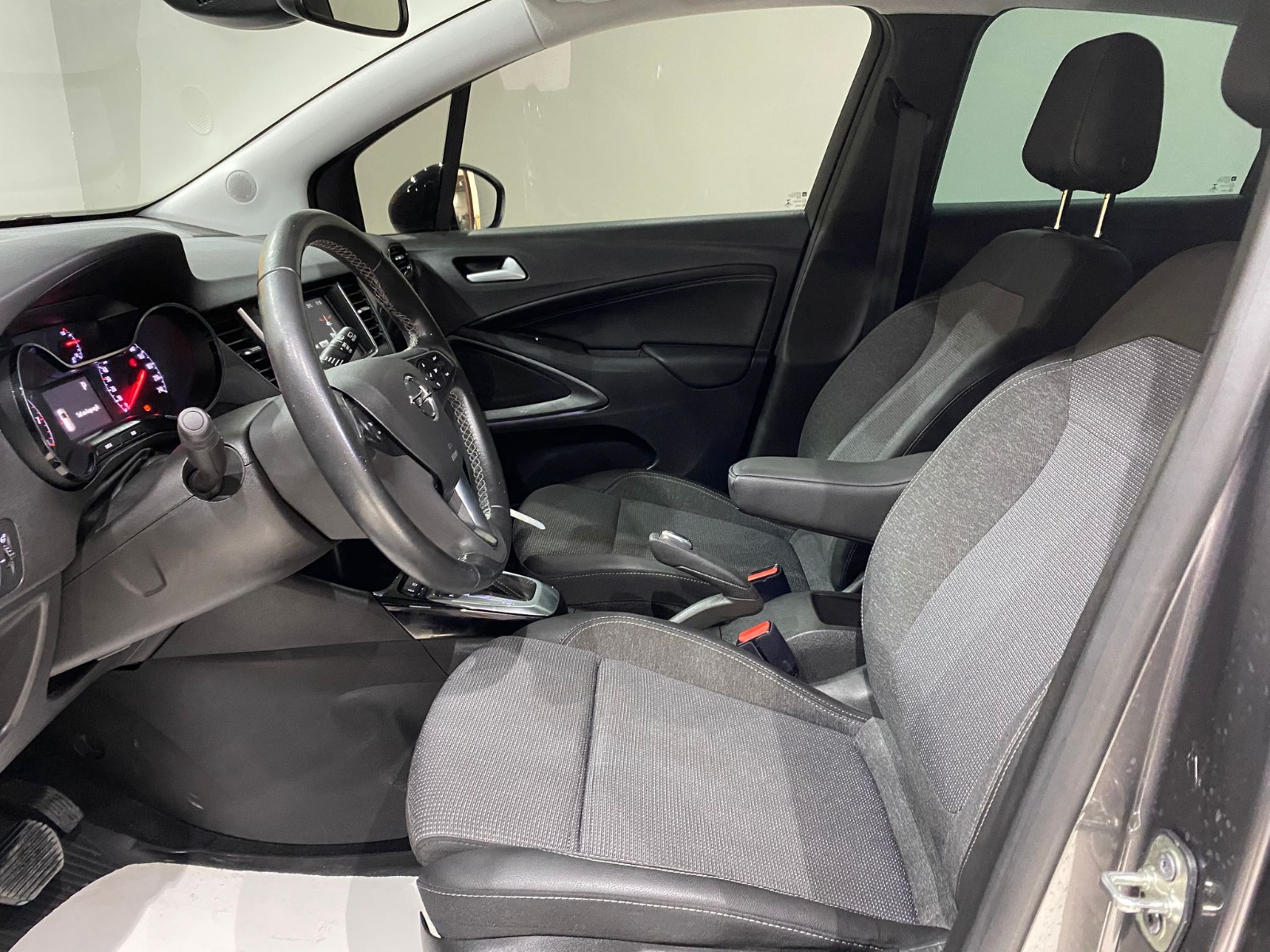 2022 Benzin Otomatik Opel Crossland Gri Gürel Tasarım Aksesuar Otomotiv San. Tic. Ltd. Şti.