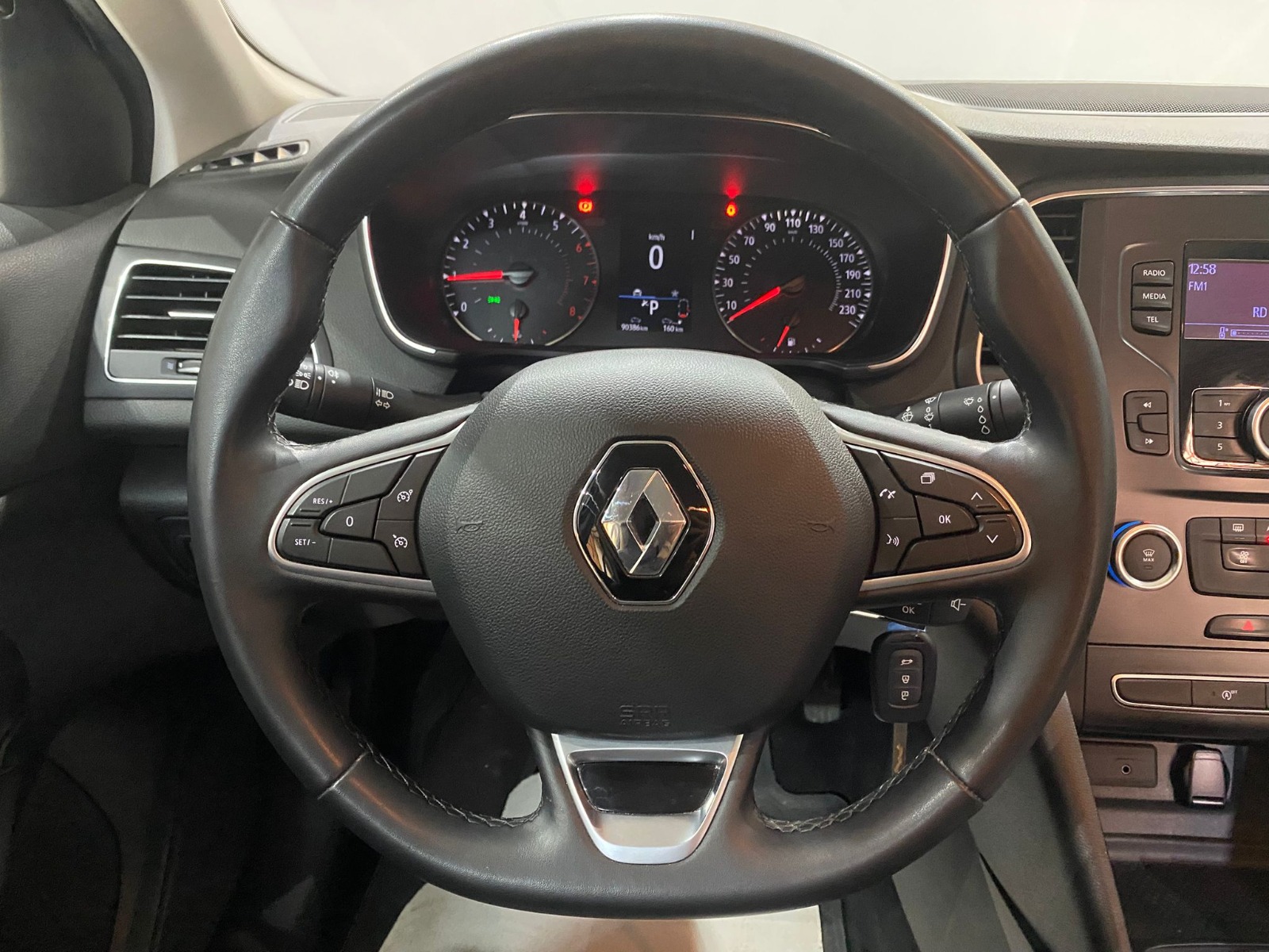 2021 Benzin Otomatik Renault Megane Beyaz Gürel Tasarım Aksesuar Otomotiv San. Tic. Ltd. Şti.
