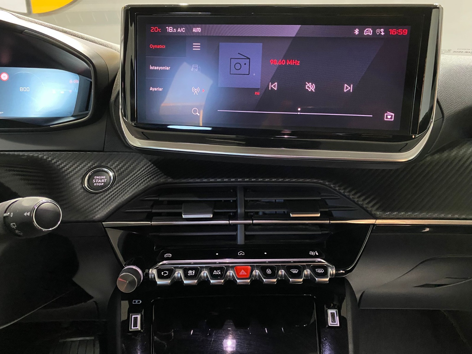 2023 Dizel Otomatik Peugeot 2008 Beyaz Gürel Tasarım Aksesuar Otomotiv San. Tic. Ltd. Şti.