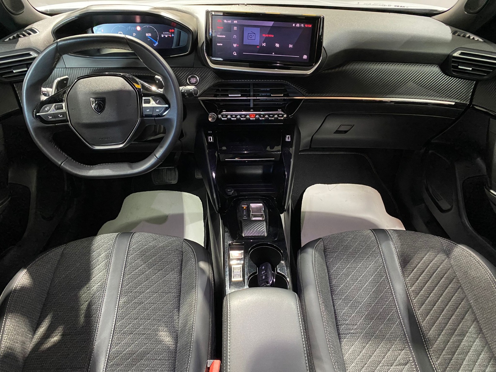 2023 Dizel Otomatik Peugeot 2008 Beyaz Gürel Tasarım Aksesuar Otomotiv San. Tic. Ltd. Şti.