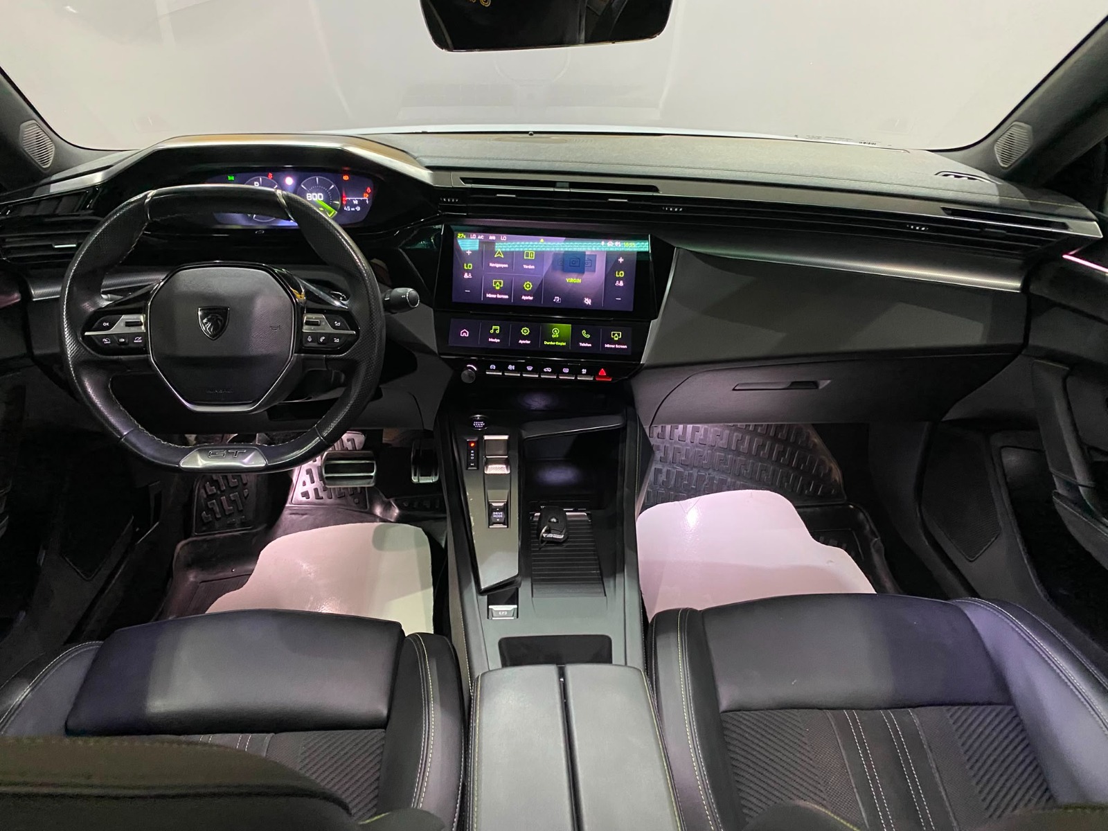 2023 Benzin Otomatik Peugeot 408 Beyaz Gürel Tasarım Aksesuar Otomotiv San. Tic. Ltd. Şti.