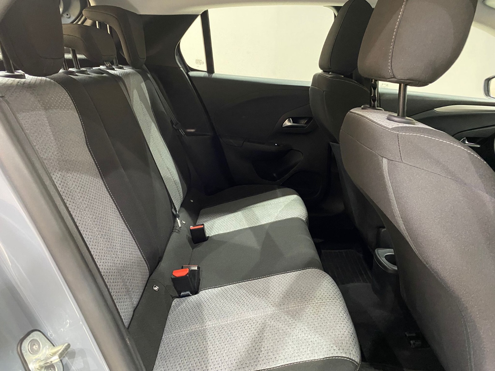 2024 Benzin Otomatik Opel Corsa Gri Gürel Tasarım Aksesuar Otomotiv San. Tic. Ltd. Şti.