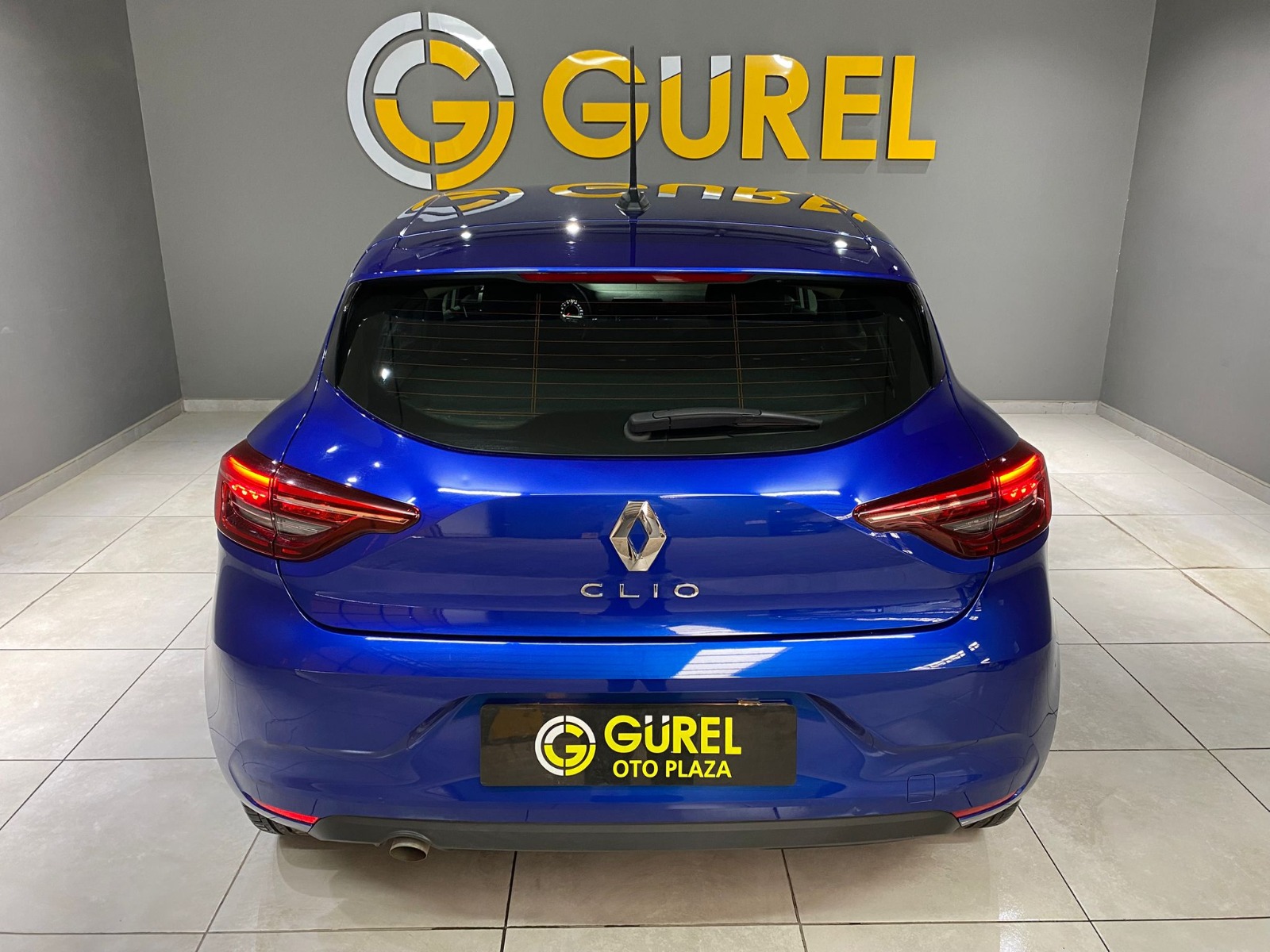 2023 Benzin Otomatik Renault Clio Mavi Gürel Tasarım Aksesuar Otomotiv San. Tic. Ltd. Şti.