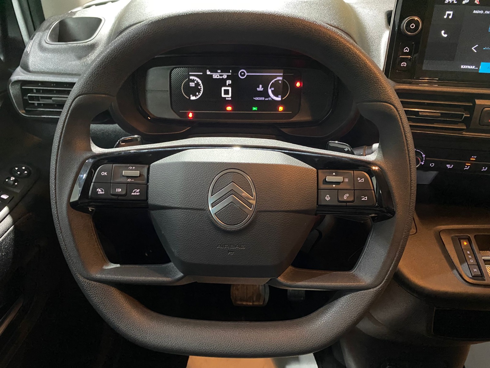 2024 Dizel Otomatik Citroen Berlingo Gri Gürel Tasarım Aksesuar Otomotiv San. Tic. Ltd. Şti.