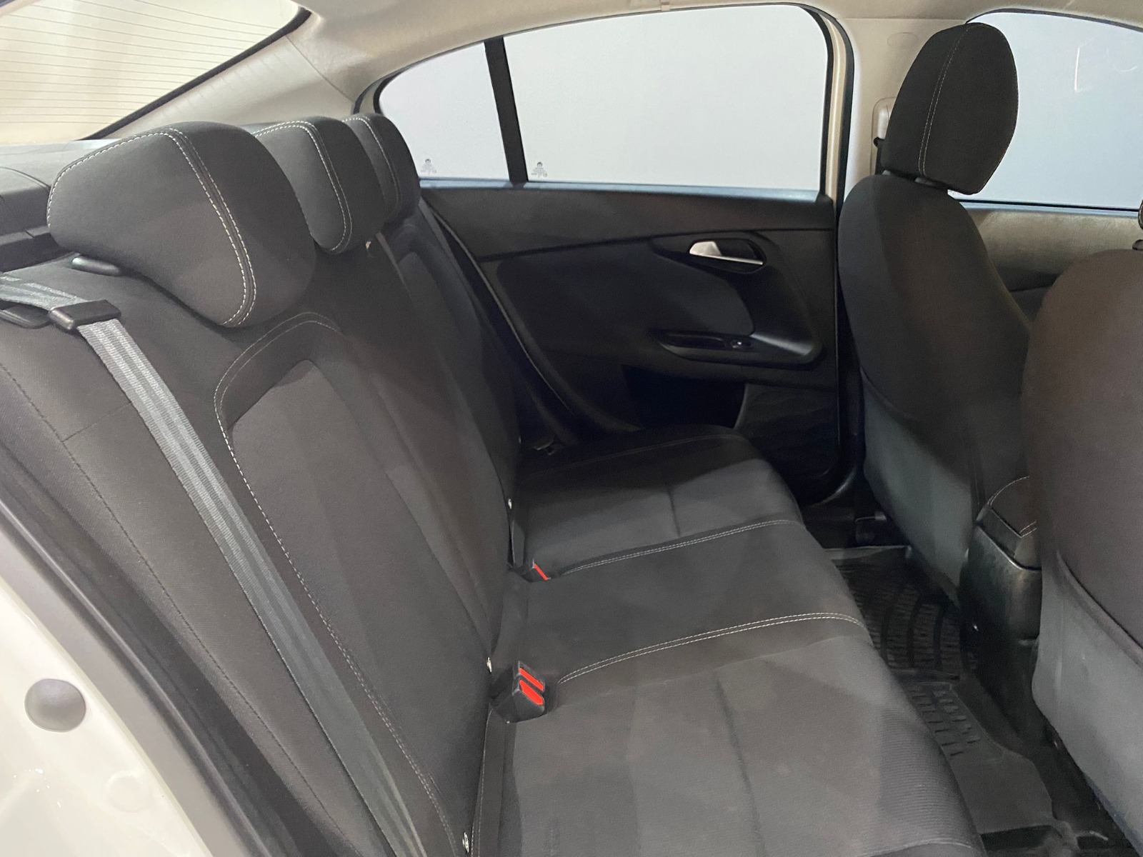 2022 Benzin Manuel Fiat Egea Beyaz Gürel Tasarım Aksesuar Otomotiv San. Tic. Ltd. Şti.
