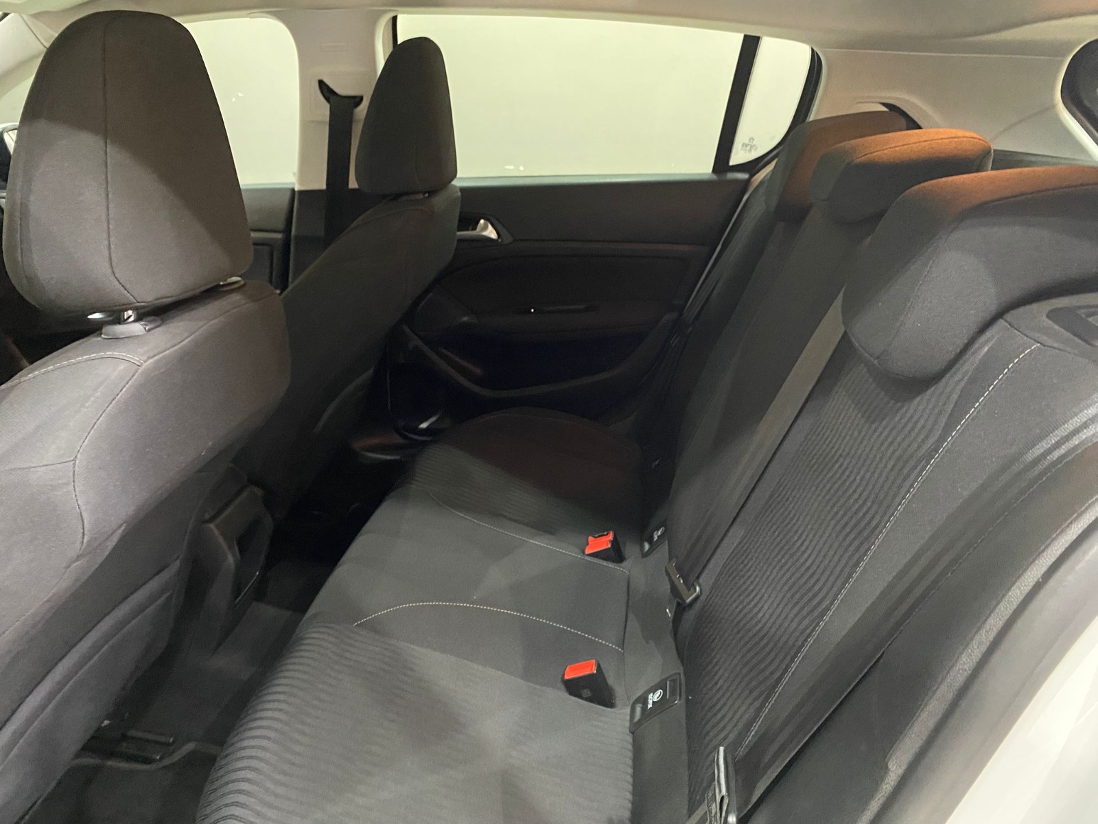 2017 Benzin Manuel Peugeot 308 Beyaz Gürel Tasarım Aksesuar Otomotiv San. Tic. Ltd. Şti.