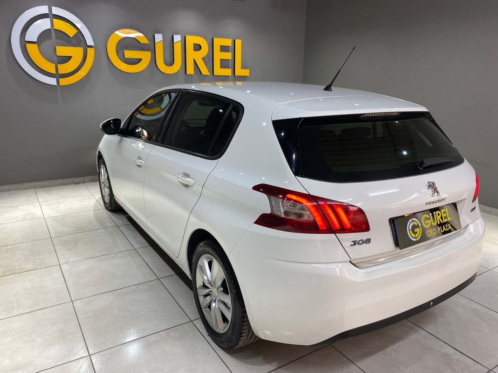 2017 Benzin Manuel Peugeot 308 Beyaz Gürel Tasarım Aksesuar Otomotiv San. Tic. Ltd. Şti.
