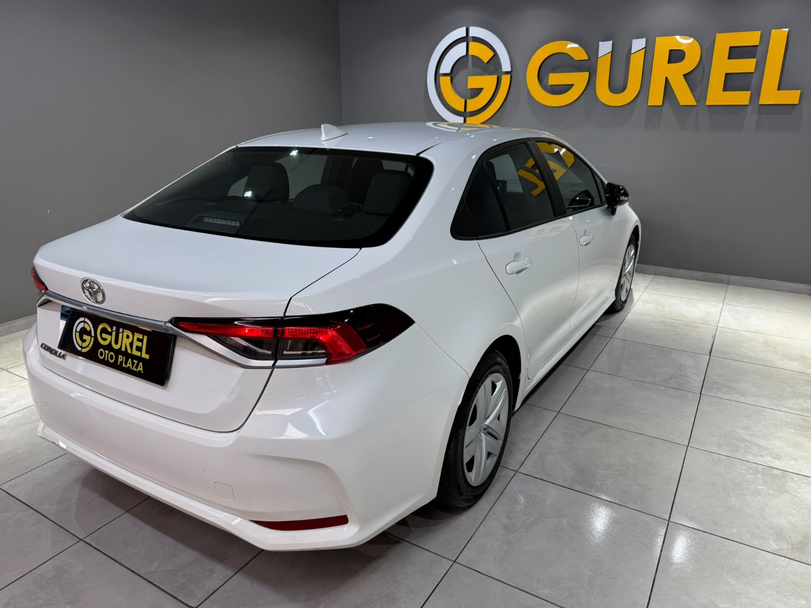 2026 Benzin Otomatik Toyota Corolla Beyaz Gürel Tasarım Aksesuar Otomotiv San. Tic. Ltd. Şti.