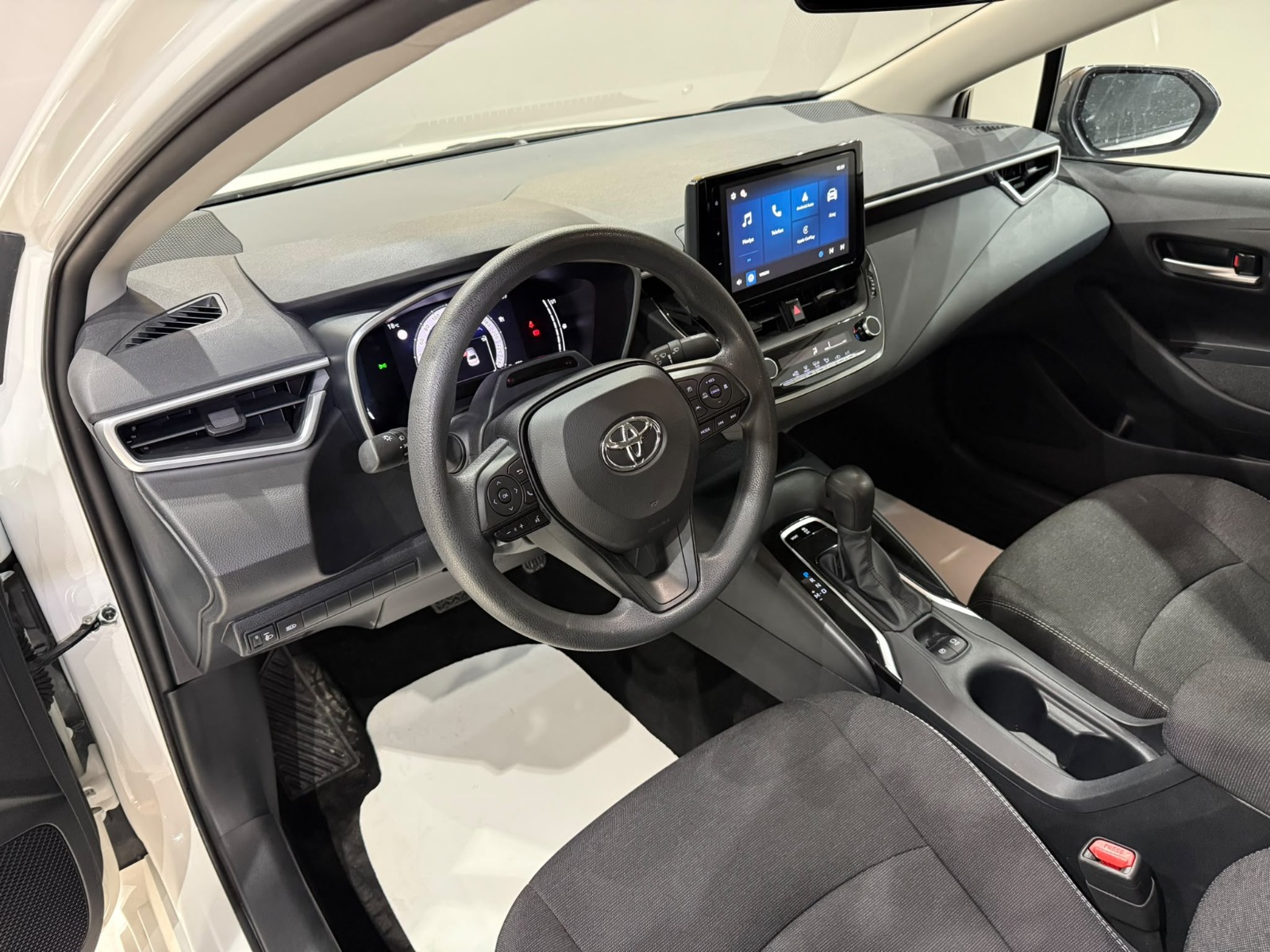 2026 Benzin Otomatik Toyota Corolla Beyaz Gürel Tasarım Aksesuar Otomotiv San. Tic. Ltd. Şti.