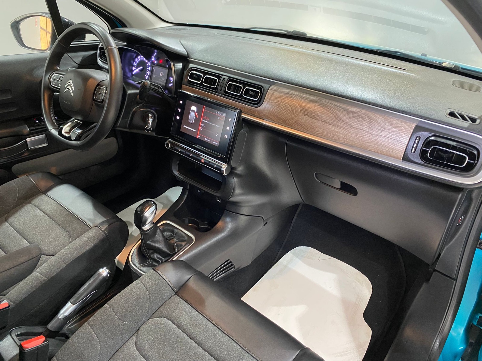 2023 Benzin Manuel Citroen C3 Mavi Gürel Tasarım Aksesuar Otomotiv San. Tic. Ltd. Şti.